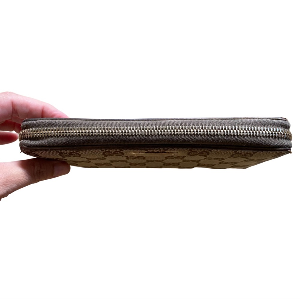 **SOLD**Gucci GG Brown Long Zippy Wallet - Picture 3 of 7